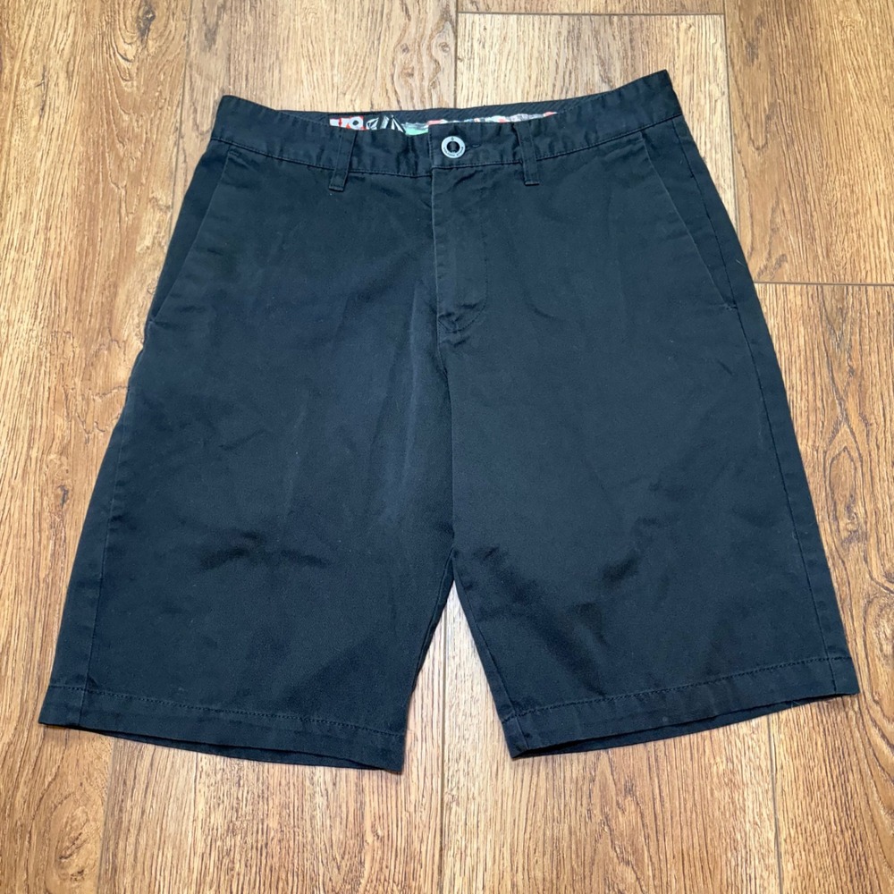 Volcom Stone Mens Chino Shorts Black Size 30 Skate Casual Cotton Surf Streetwear